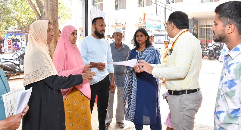 DC VISIT TO DISTRICT HOSPITAL