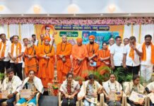 ಬಸವಣ್ಣನವರ ತತ್ವಗಳನ್ನು ಪ್ರತಿಯೊಬ್ಬರು ಪಾಲಿಸಬೇಕು: ರೇವಣಸಿದ್ದೇಶ್ವರ ಶಿವಾಚಾರ್ಯ ಸ್ವಾಮೀಜಿ